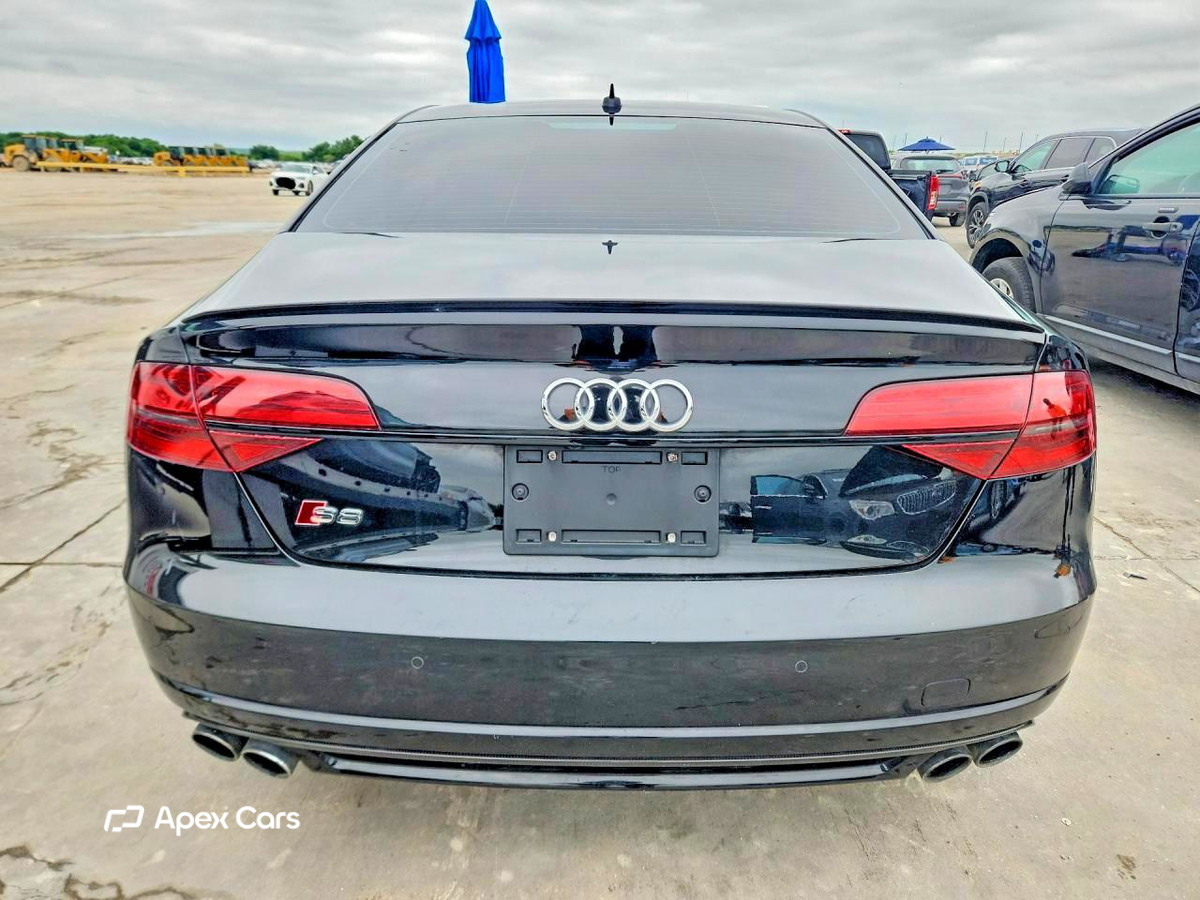Audi S8 2016