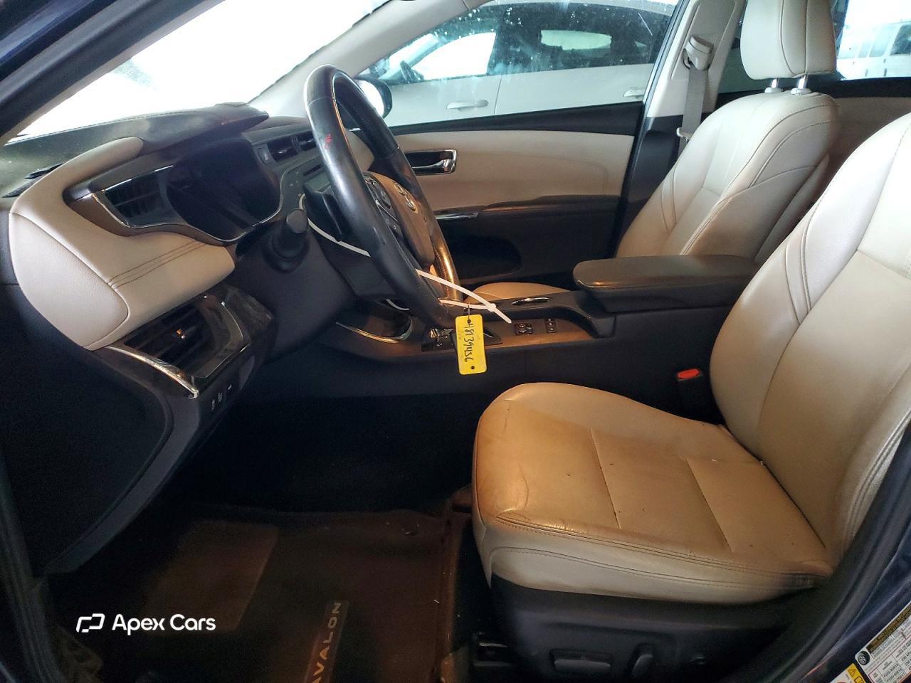 Toyota Avalon 2016