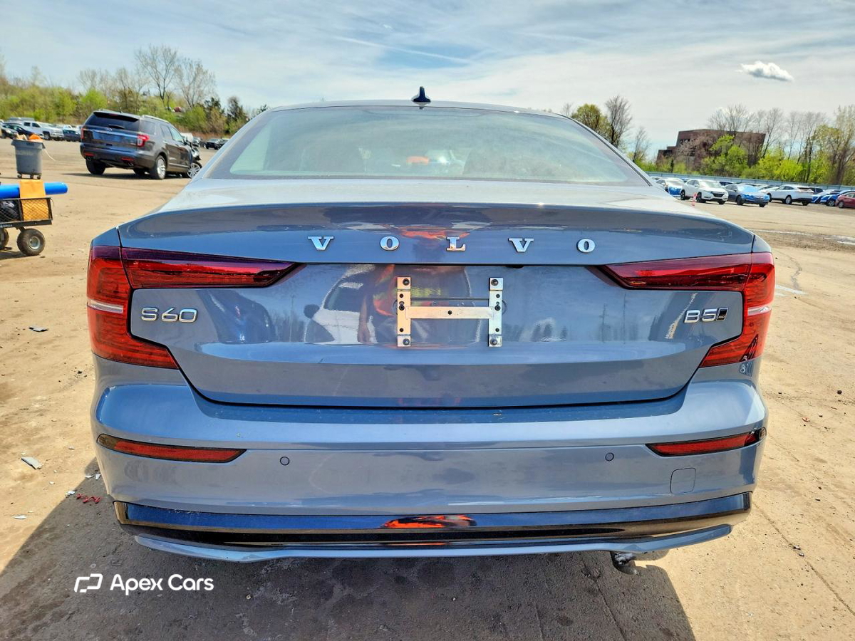 Volvo S60 2024