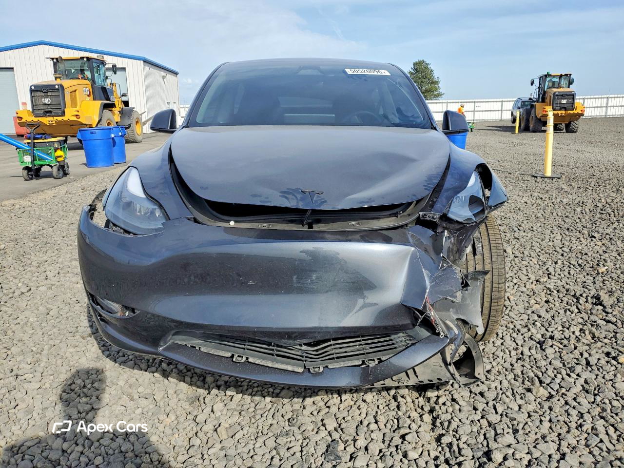 Tesla Model Y 2024