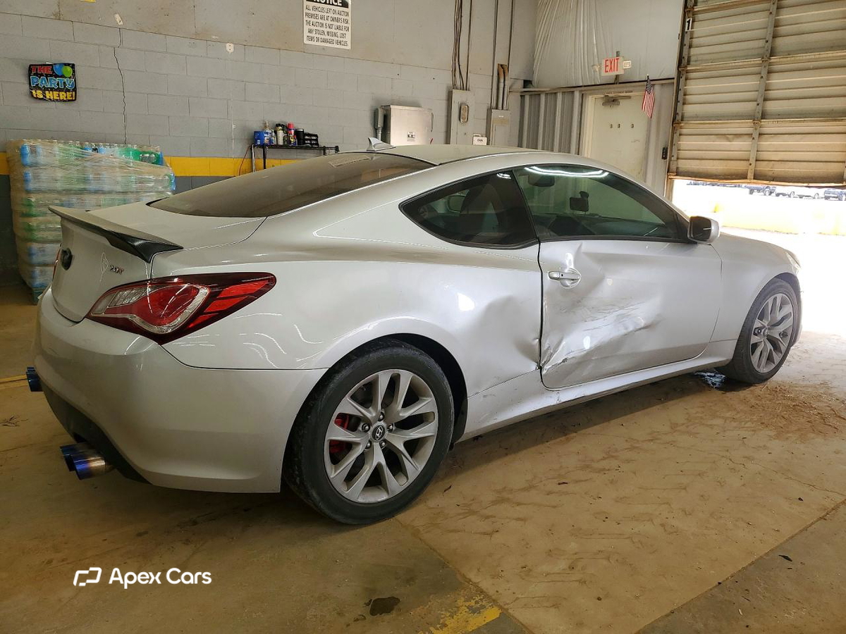 Hyundai Genesis 2013