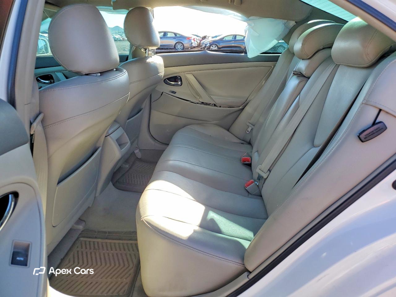 Toyota Camry 2011