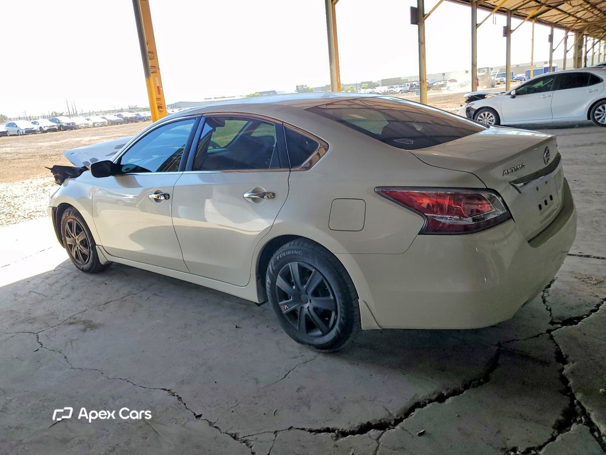 Nissan Altima 2015