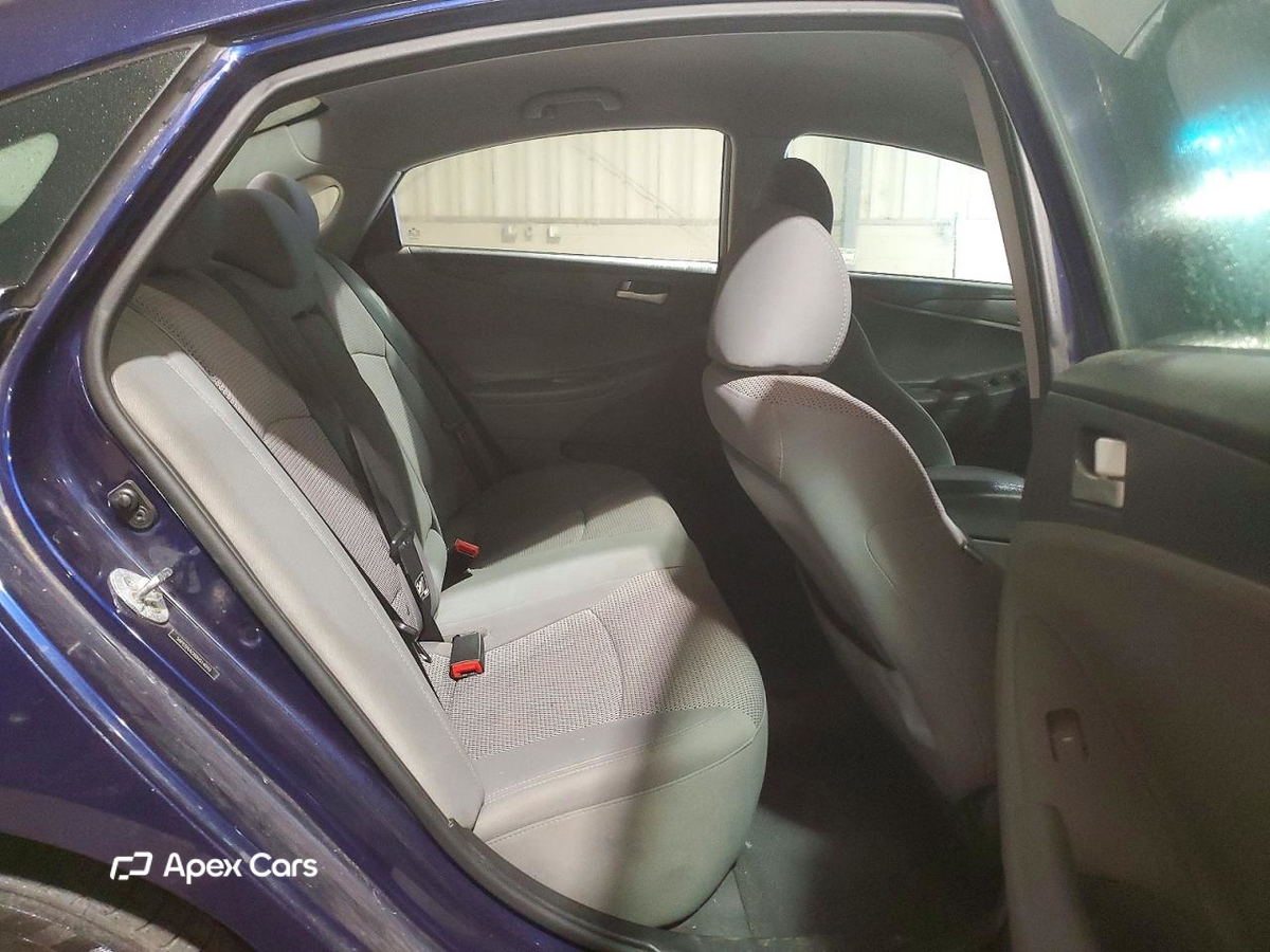 Hyundai Sonata 2013