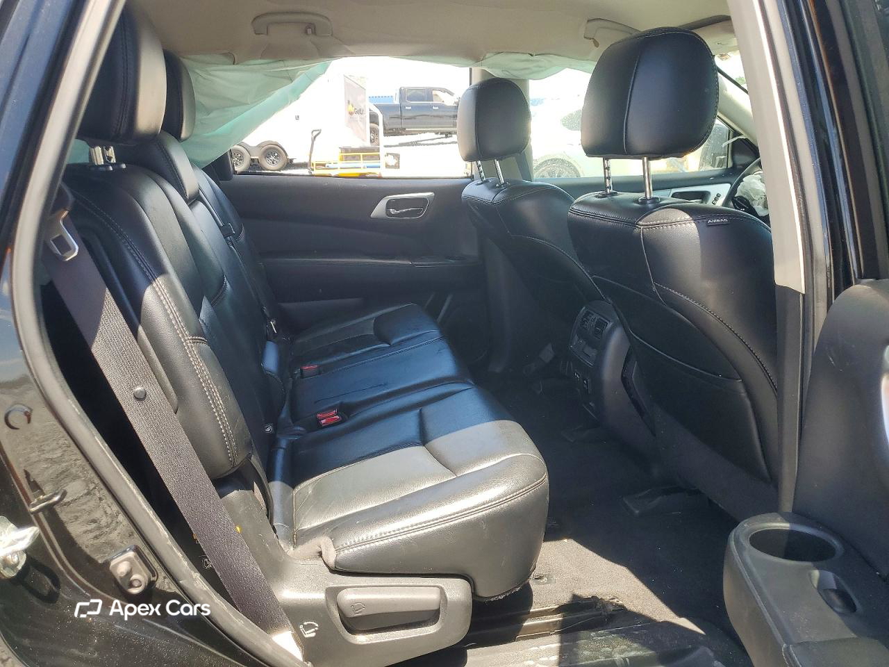 Nissan Pathfinder 2017