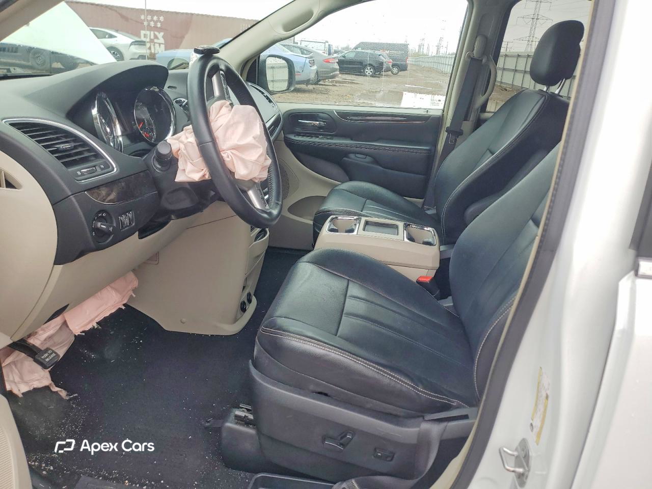 Chrysler Voyager 2015