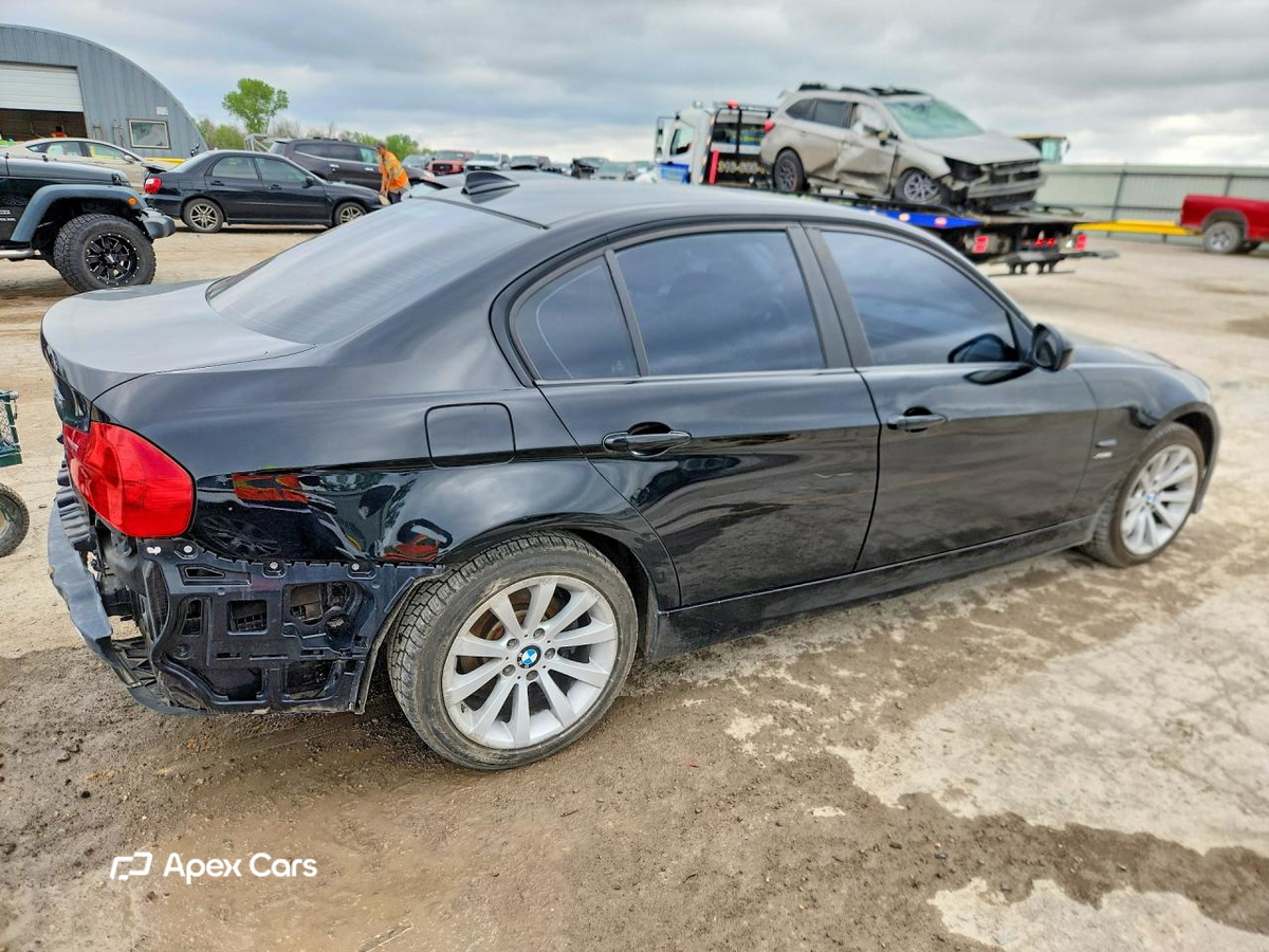 BMW Series 3 2011