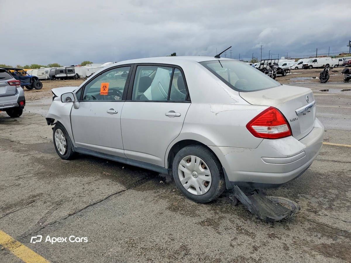 Nissan Versa 2010