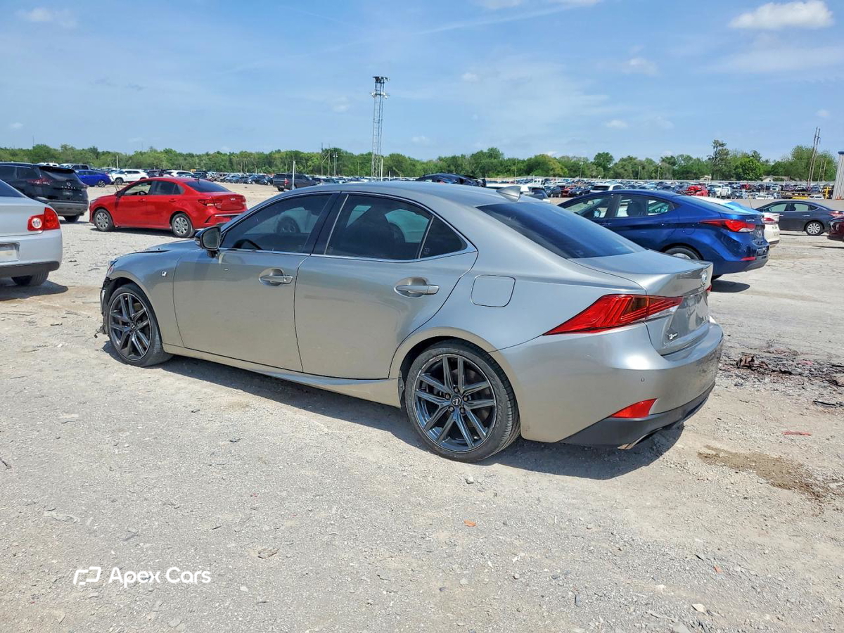 Lexus IS 2019