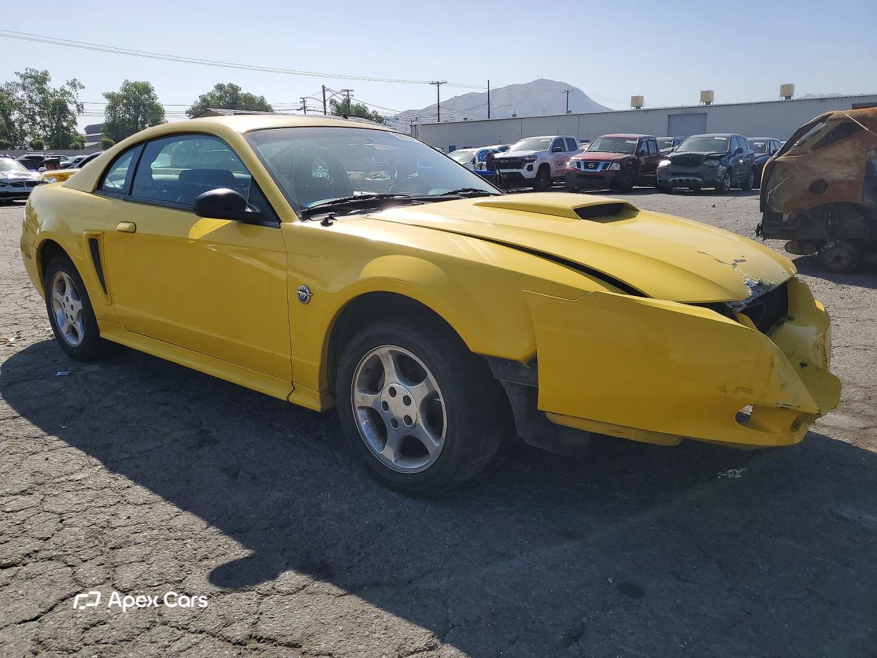 Ford Mustang 2004