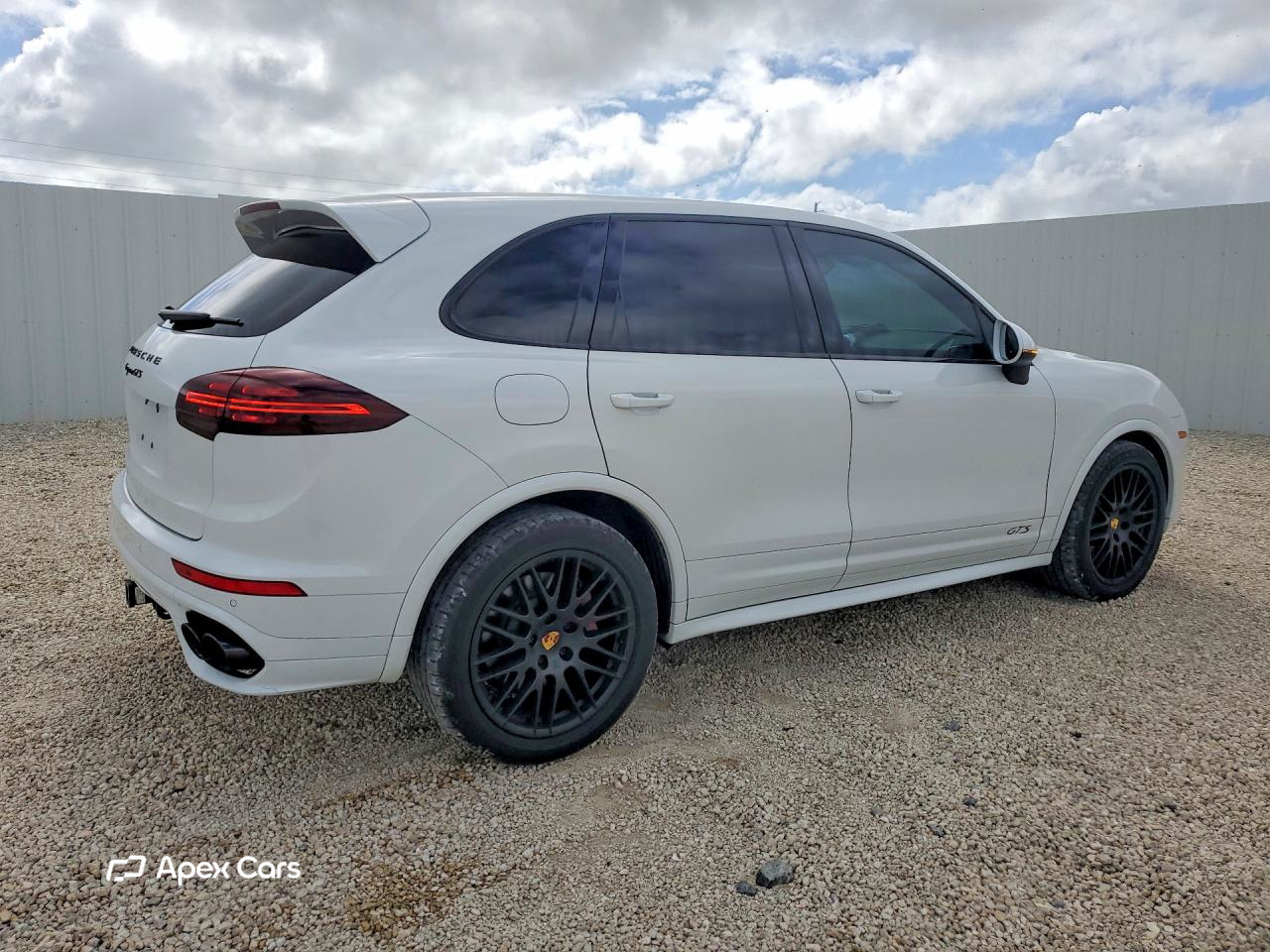 Porsche Cayenne 2016