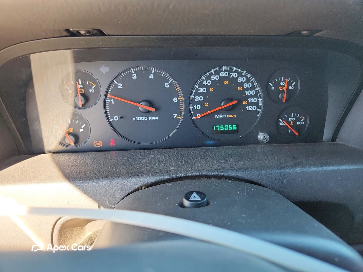 Jeep Cherokee 2000