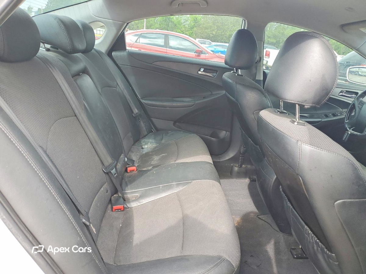 Hyundai Sonata 2013