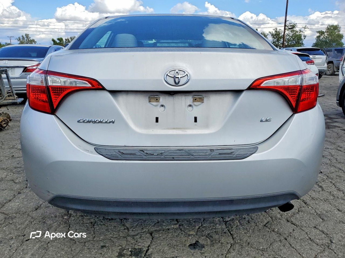 Toyota Corolla 2015