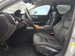 Volvo V60 2025
