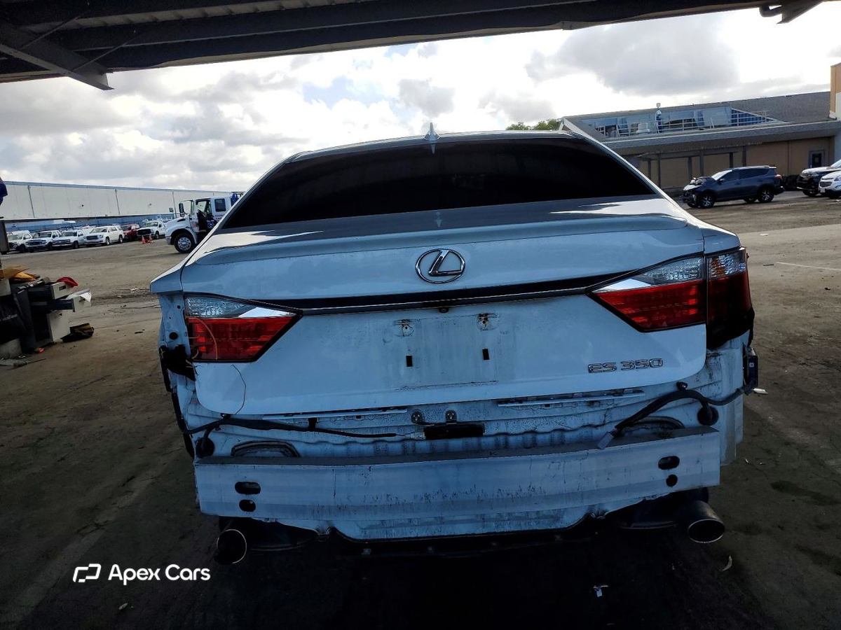 Lexus ES 2015
