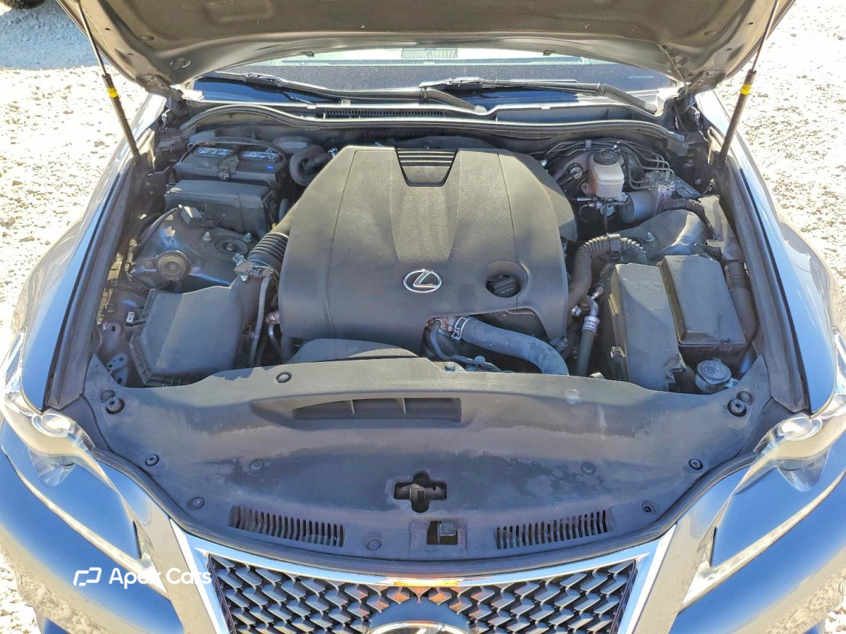 Lexus IS 2015