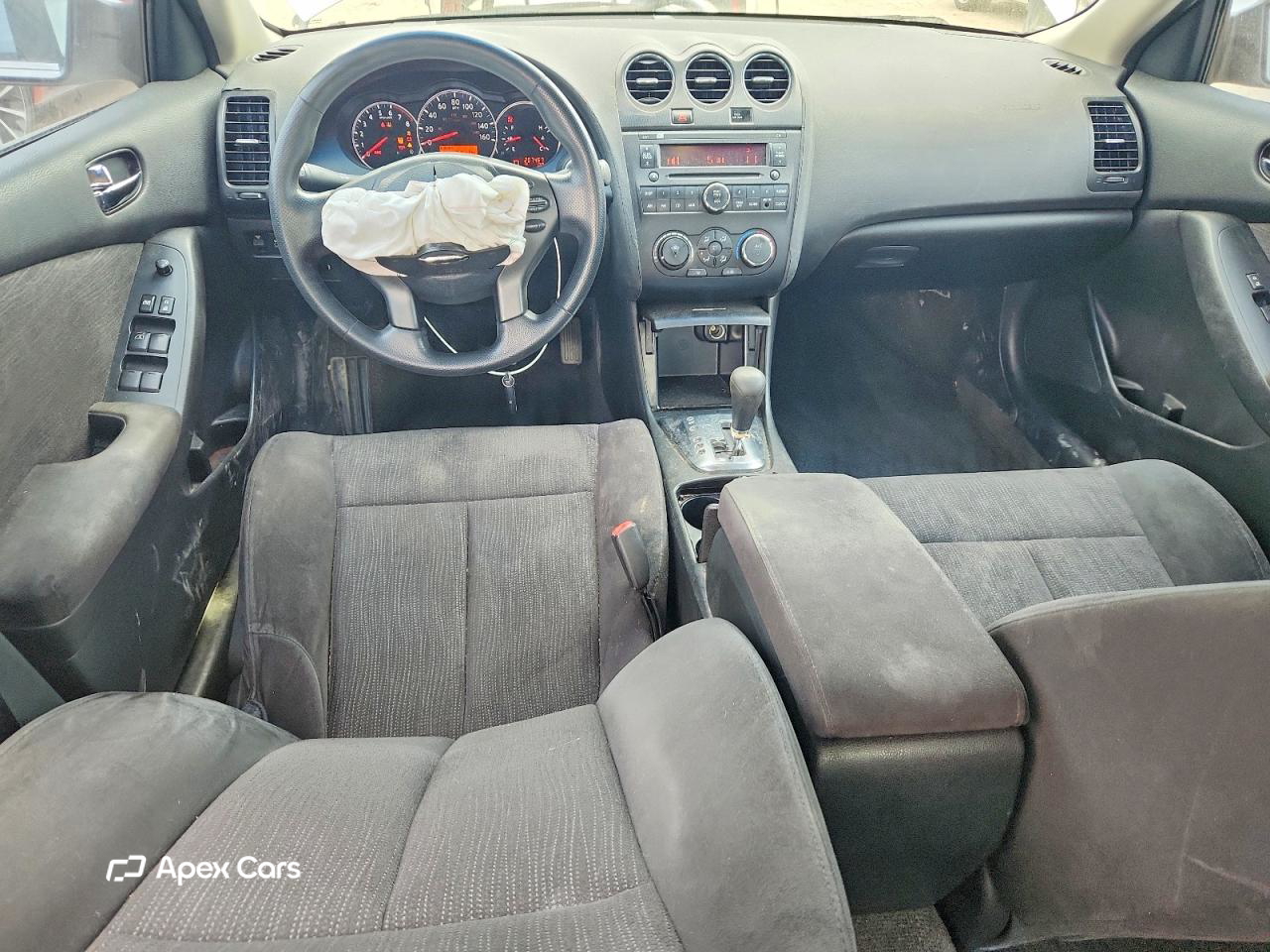 Nissan Altima 2012