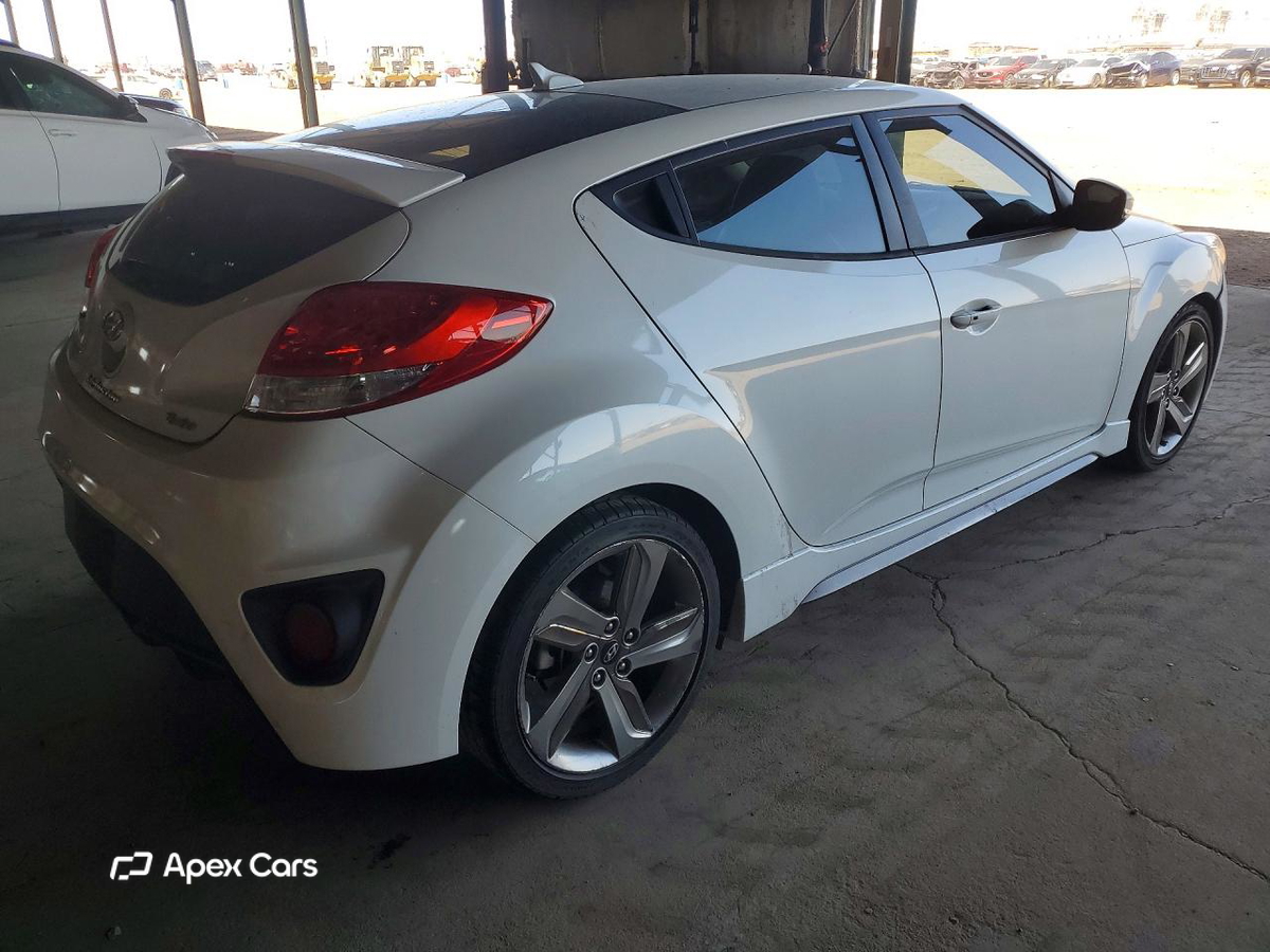 Hyundai Veloster 2015