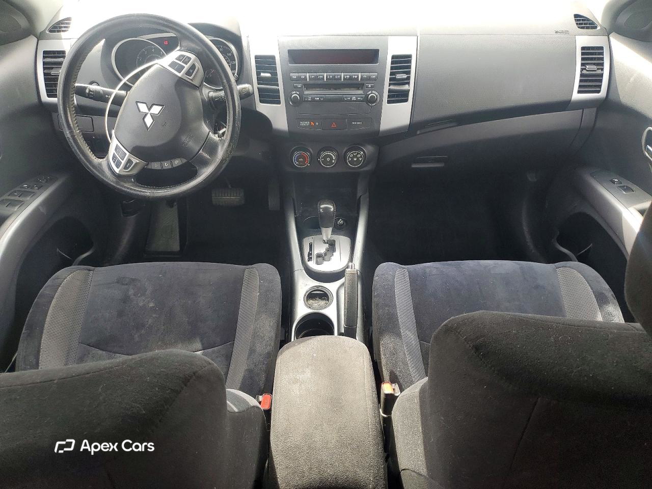 Mitsubishi Outlander 2012