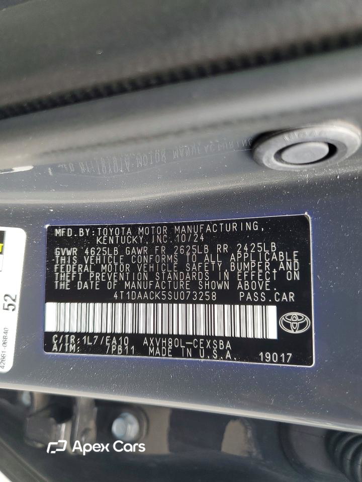 Toyota Camry 2025