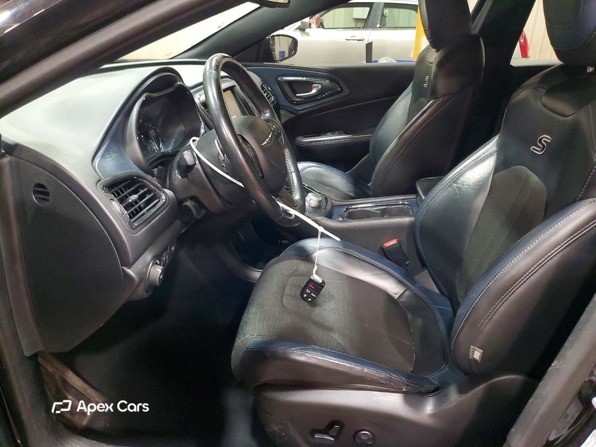 Chrysler 200 2015