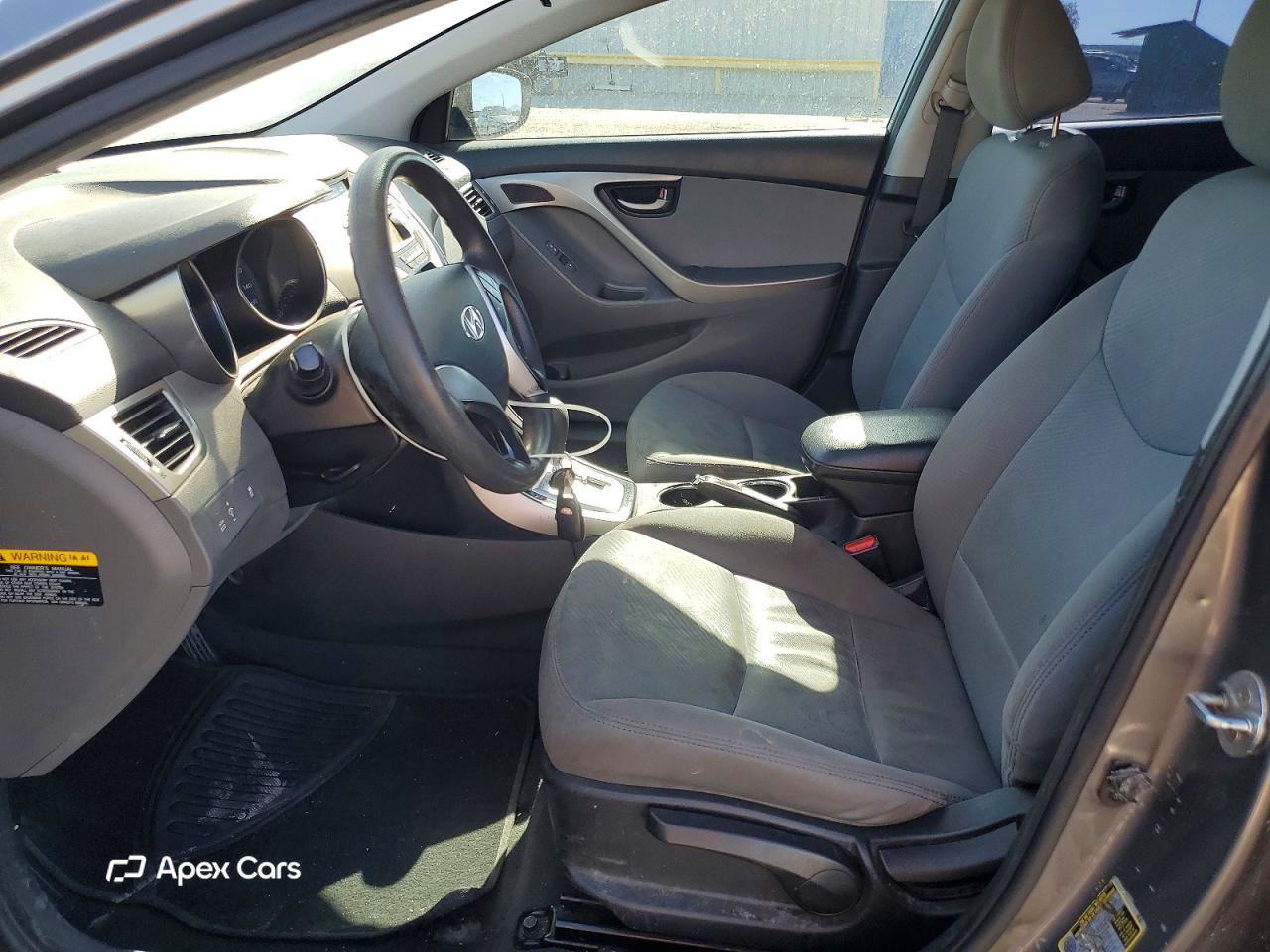 Hyundai Elantra 2012