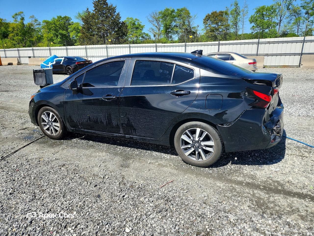 Nissan Versa 2021