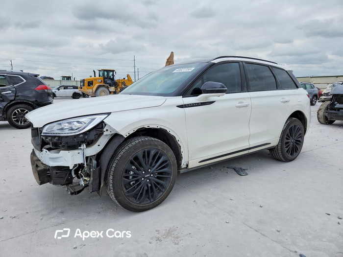 2023 Lincoln Corsair - Image 1 of 5