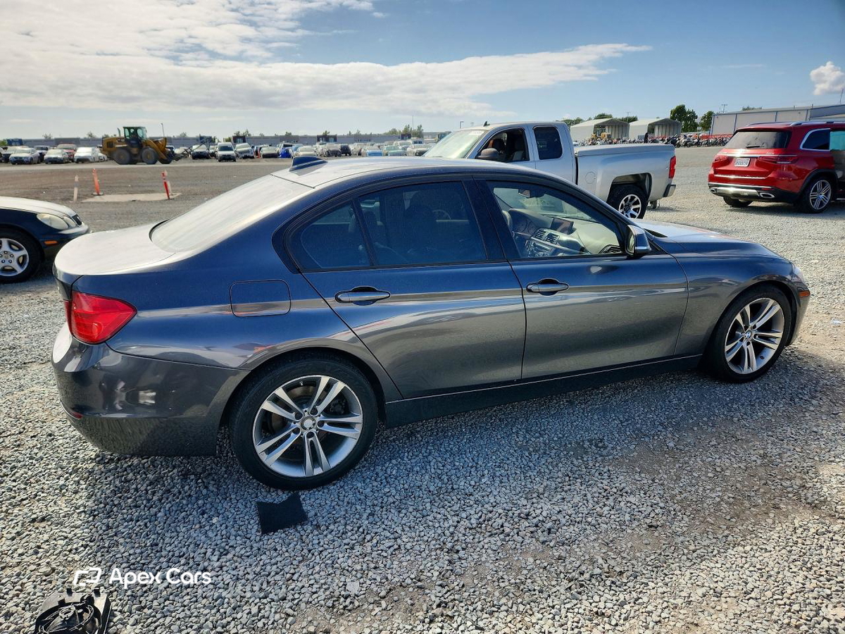 BMW Series 3 2012
