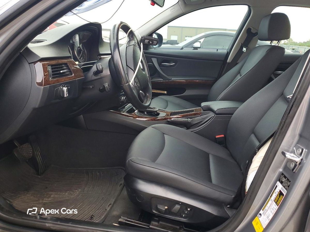 BMW Series 3 2009