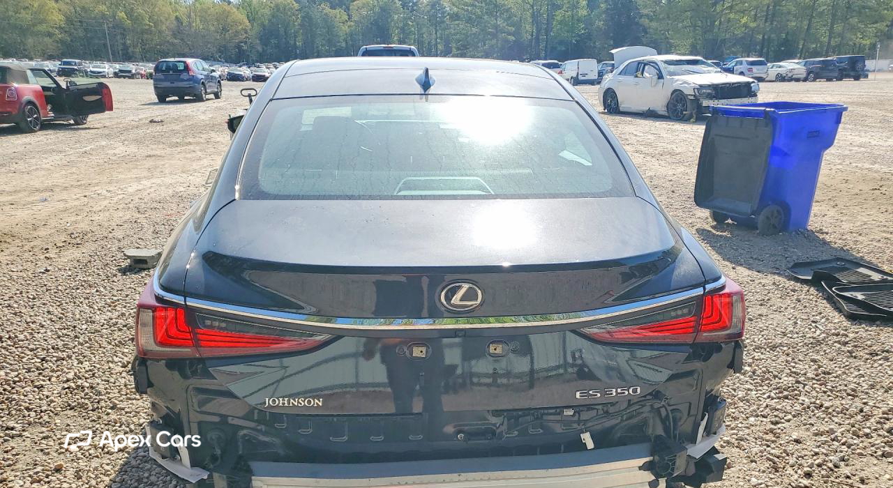 Lexus ES 2025