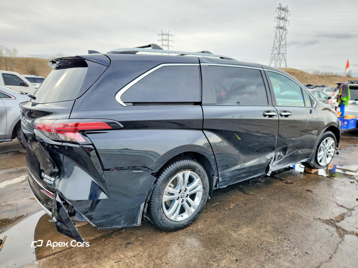 Toyota Sienna 2023