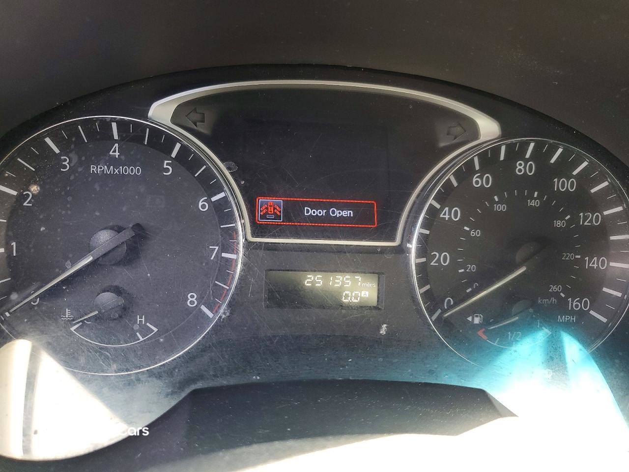 Nissan  2015