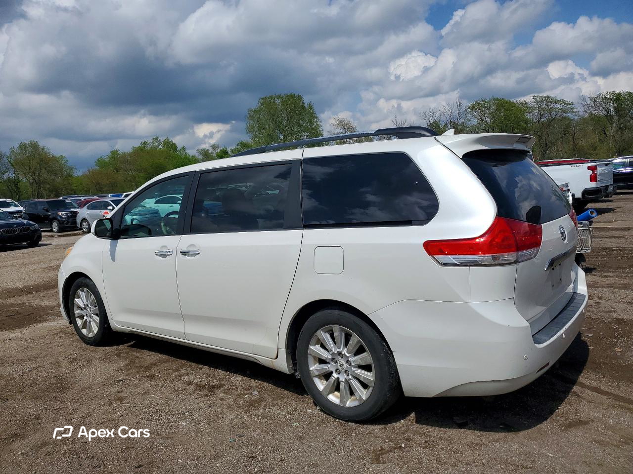 Toyota Sienna 2011