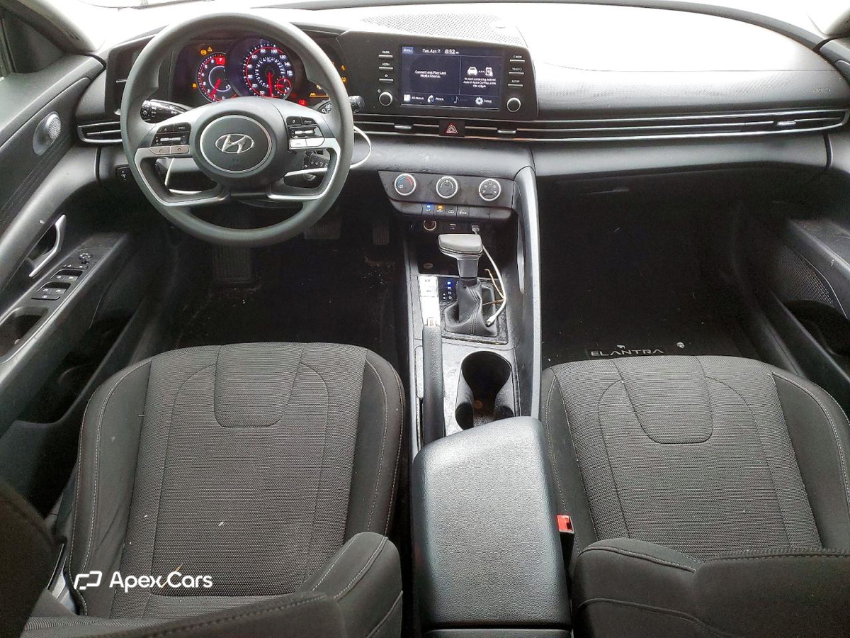 Hyundai Elantra 2021