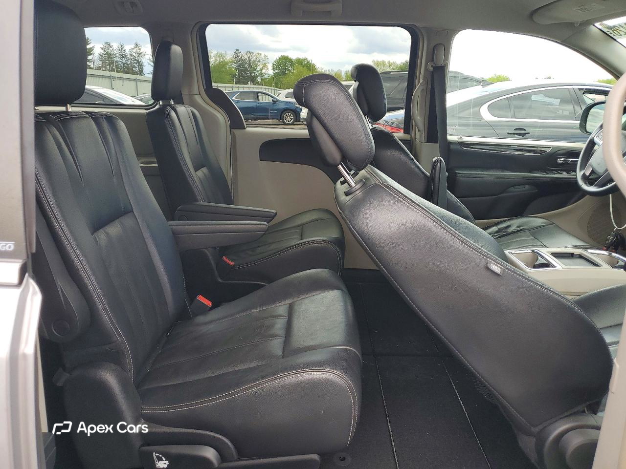 Chrysler Voyager 2013
