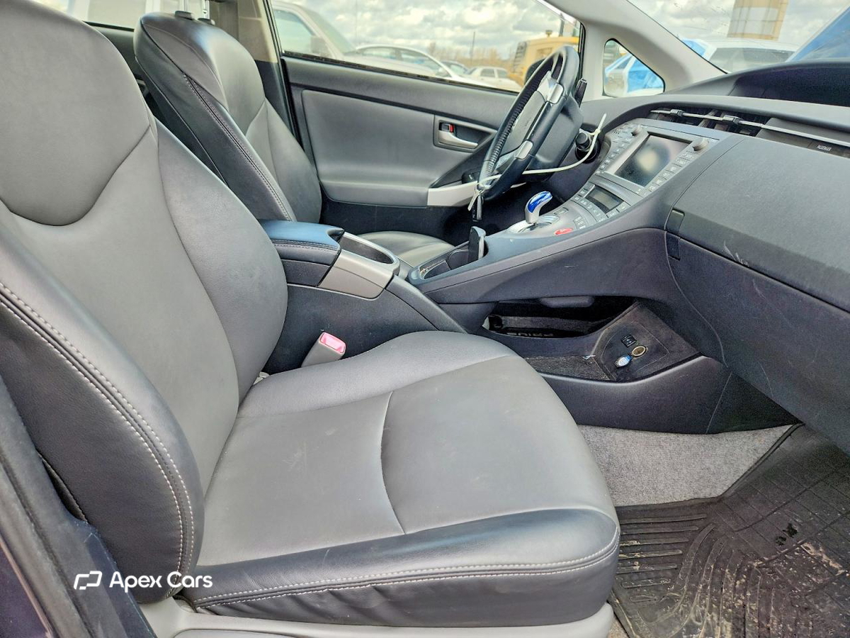 Toyota Prius 2012