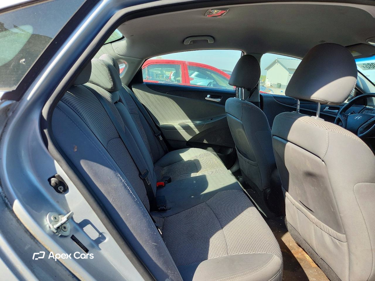 Hyundai Sonata 2012