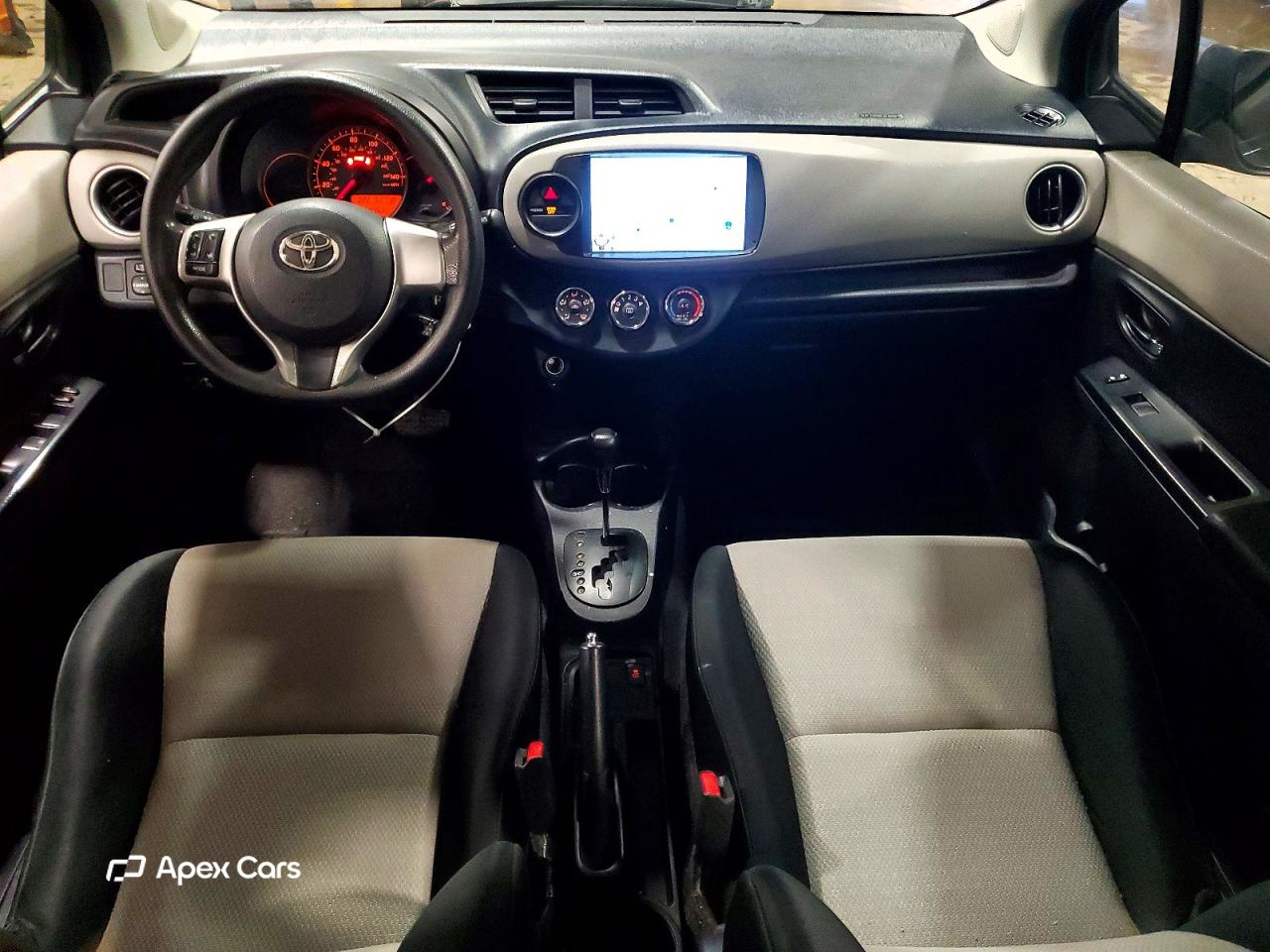 Toyota Yaris 2012