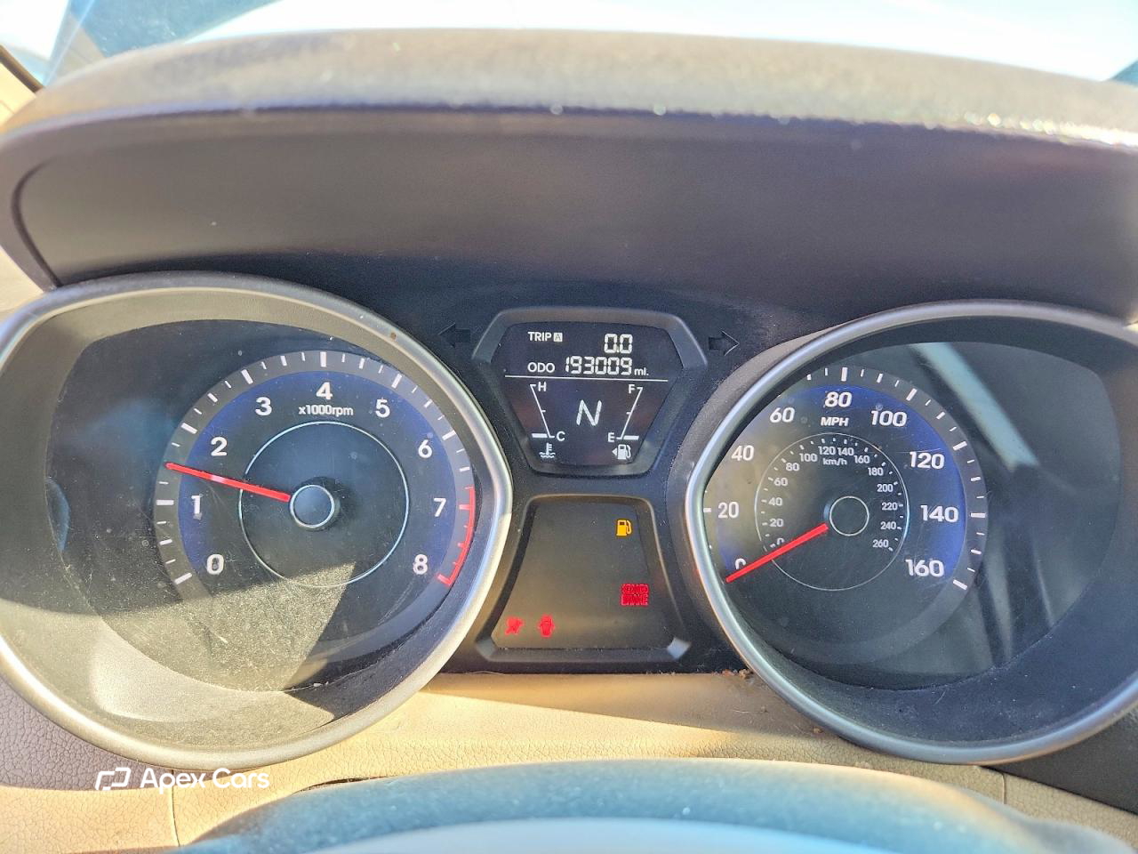 Hyundai Elantra 2012