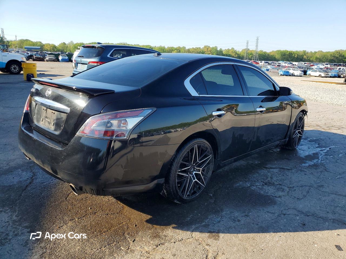 Nissan Maxima 2013