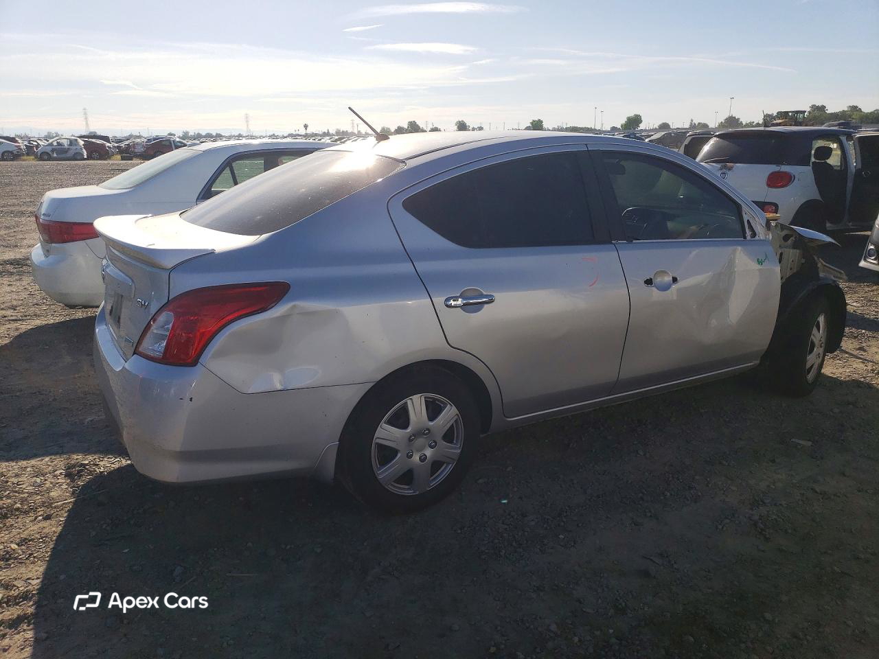 Nissan Versa 2016