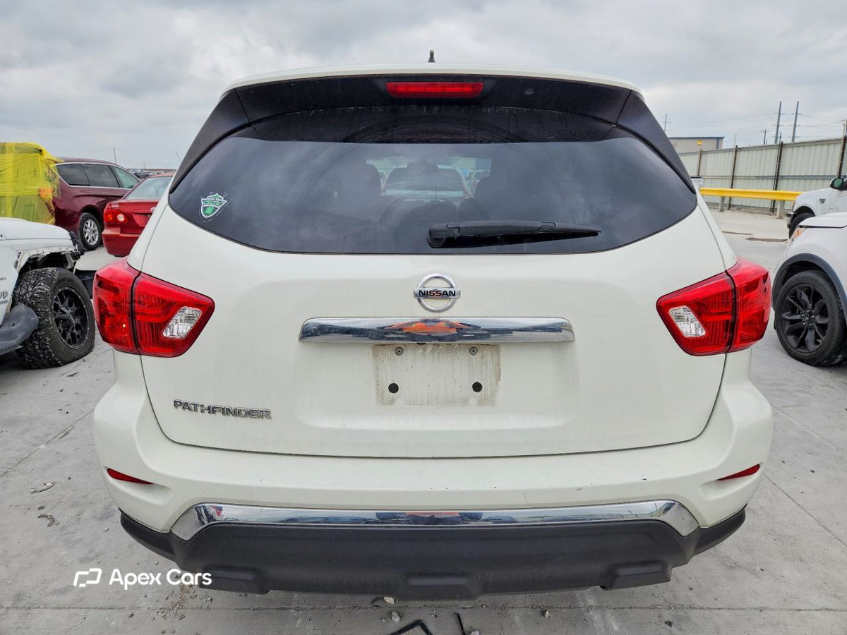 Nissan Pathfinder 2017