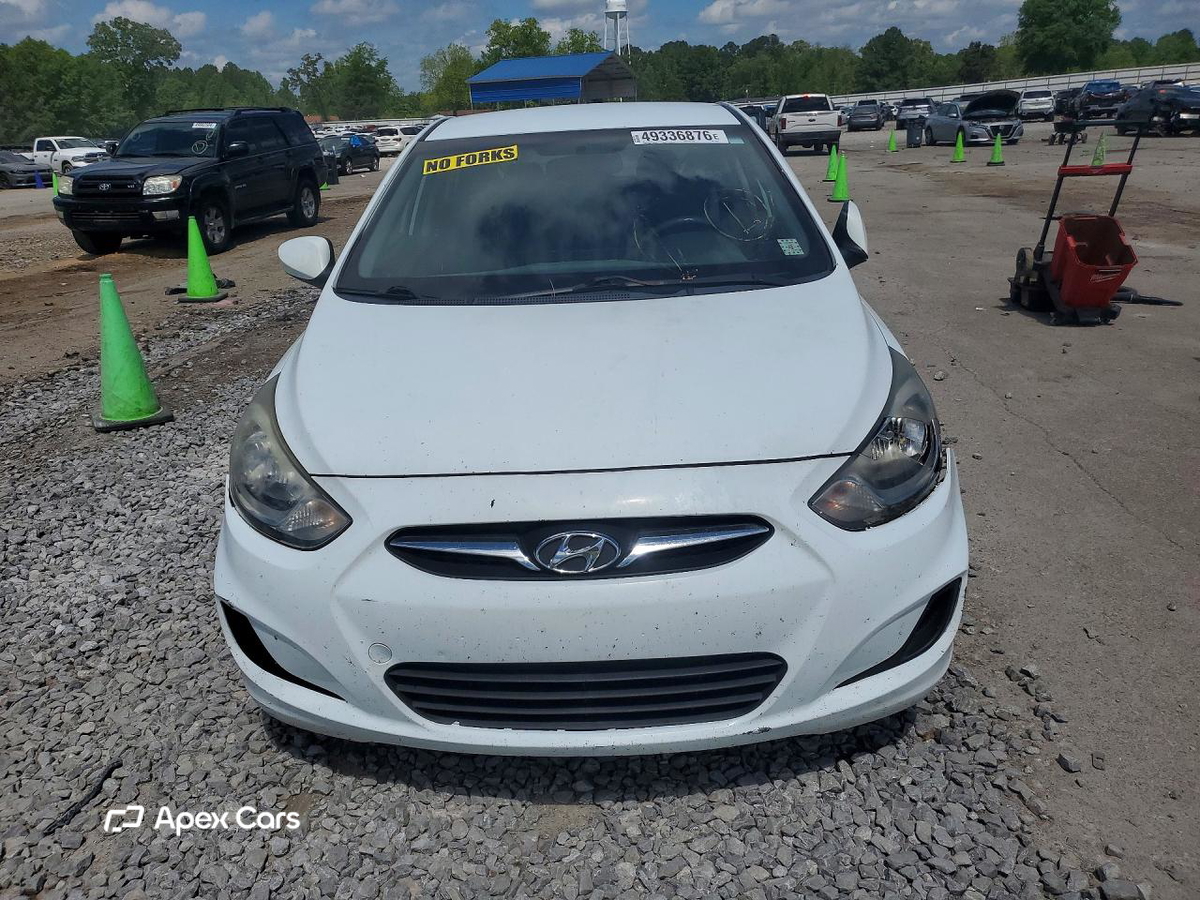 Hyundai Accent 2012
