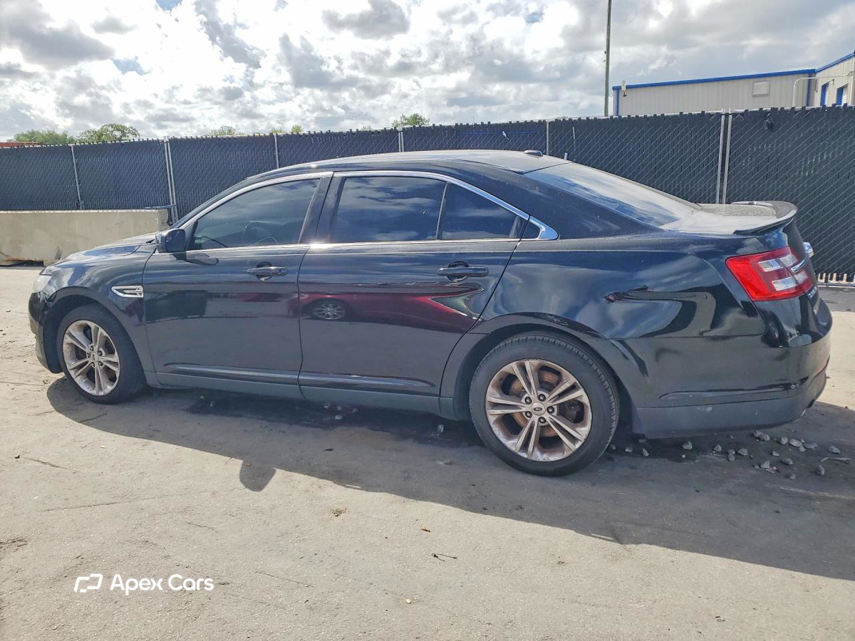 Ford Taurus 2016
