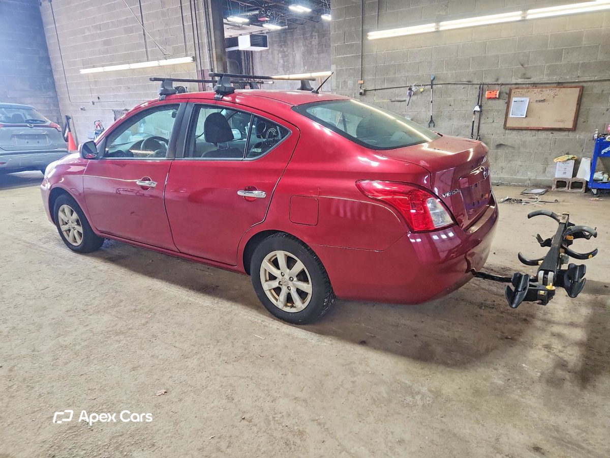 Nissan Versa 2012