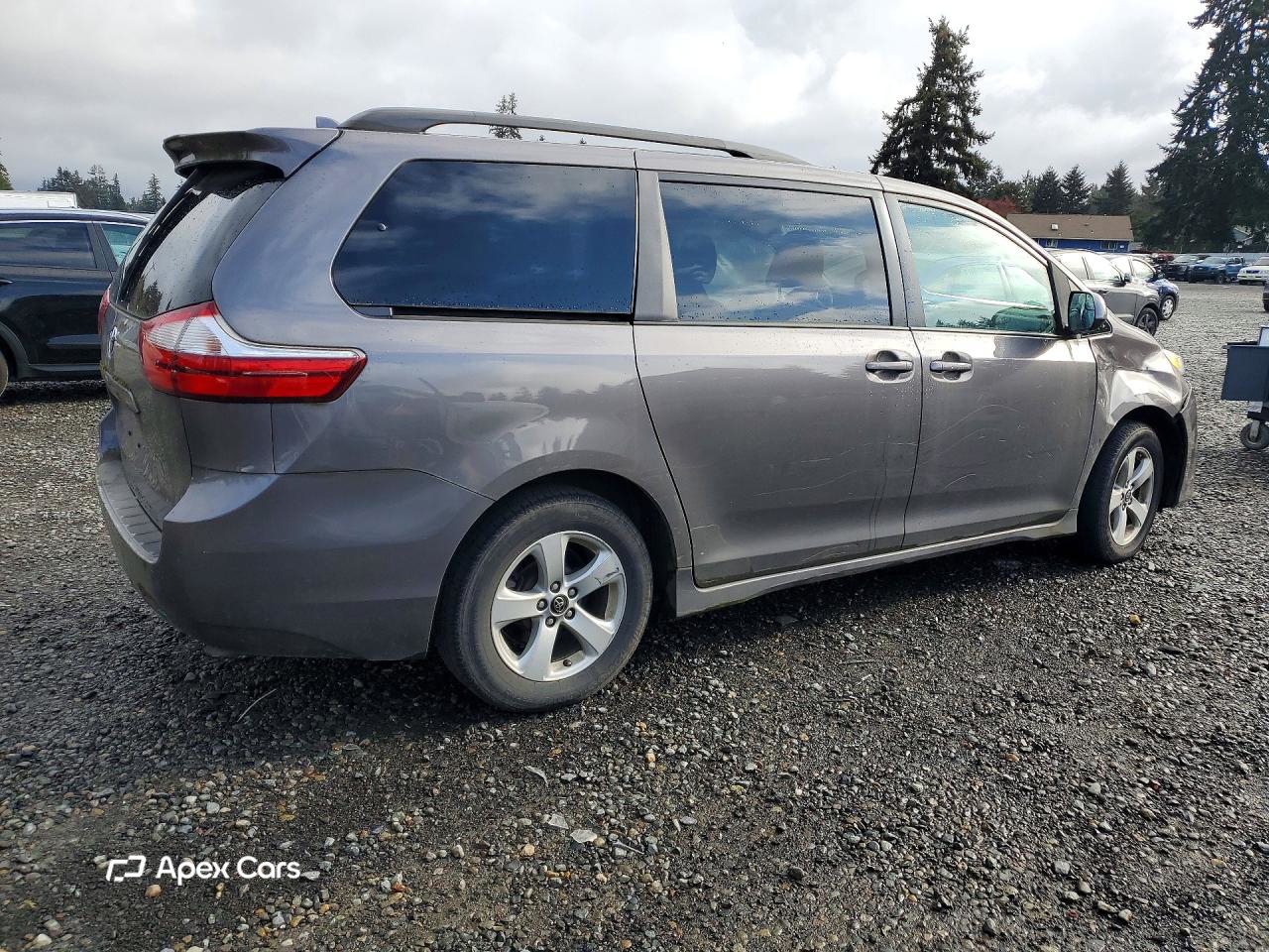Toyota Sienna 2018