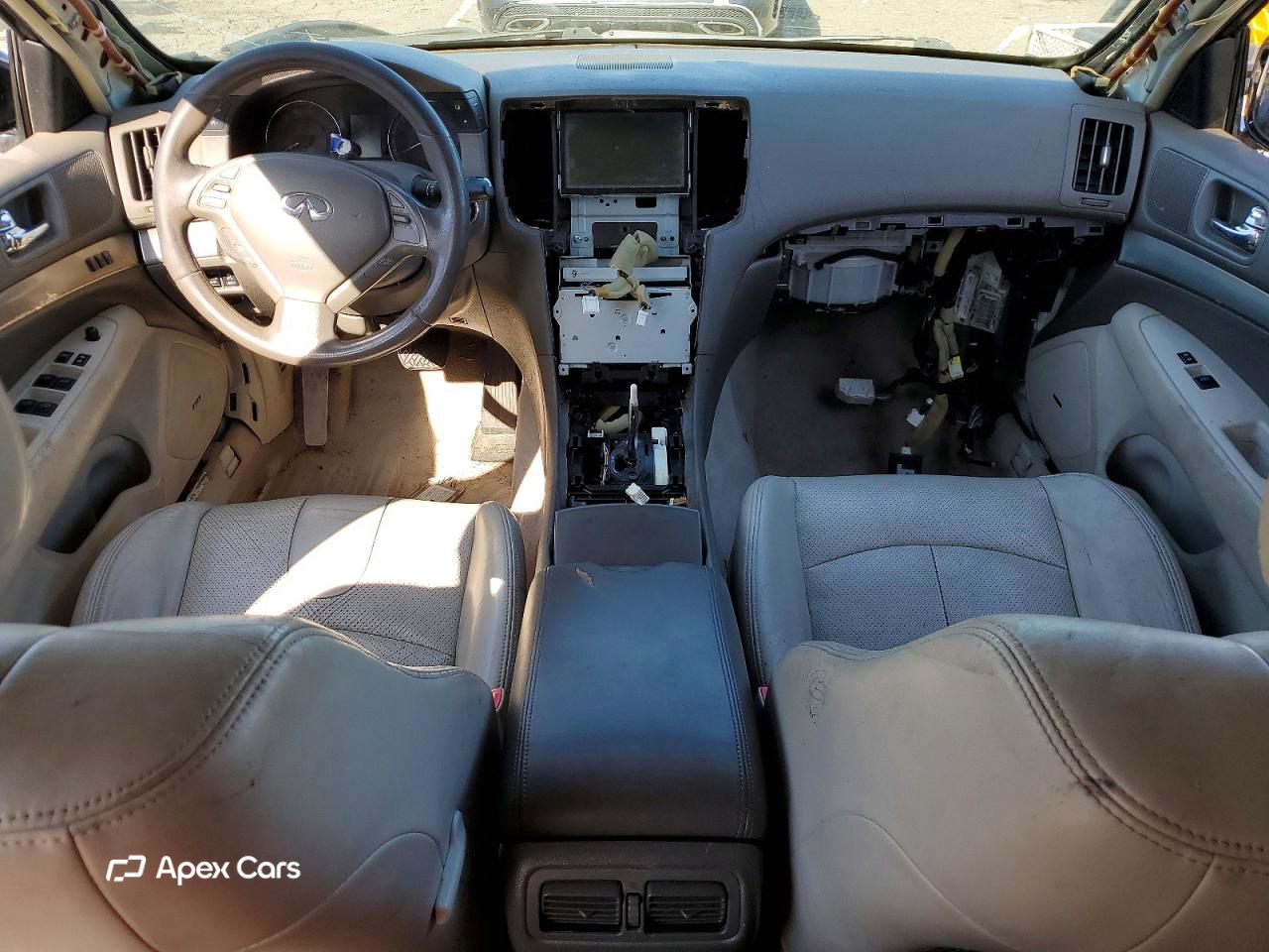 Infiniti G 2010