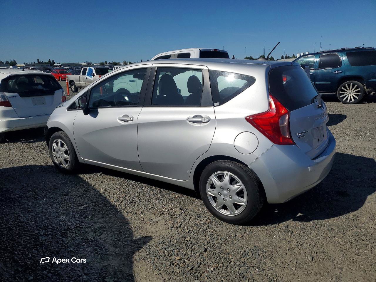 Nissan Versa 2016